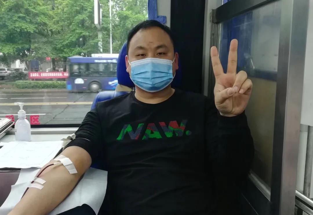 爱心献血，温暖中国，十大买球的正规网站在行动！